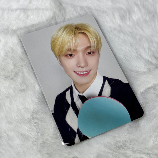 Seventeen Going Photocards