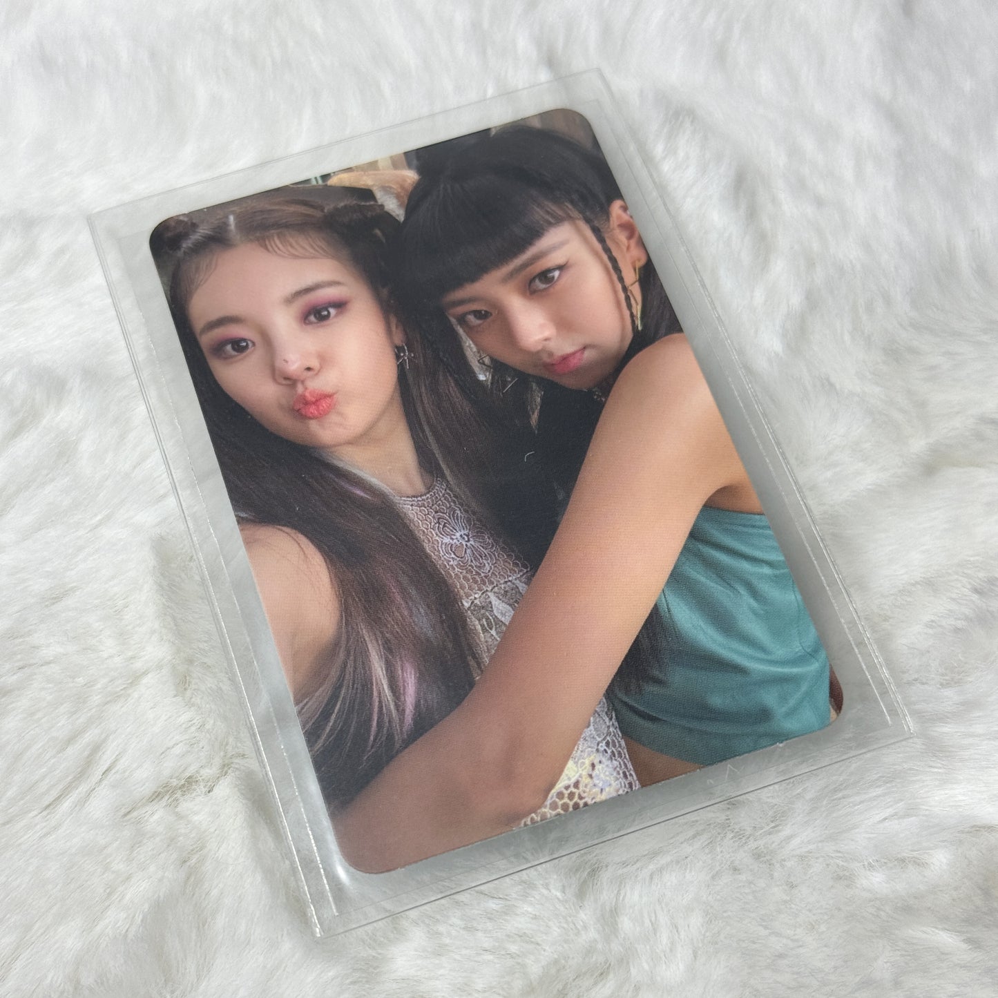 Itzy Not Shy Album Photocard