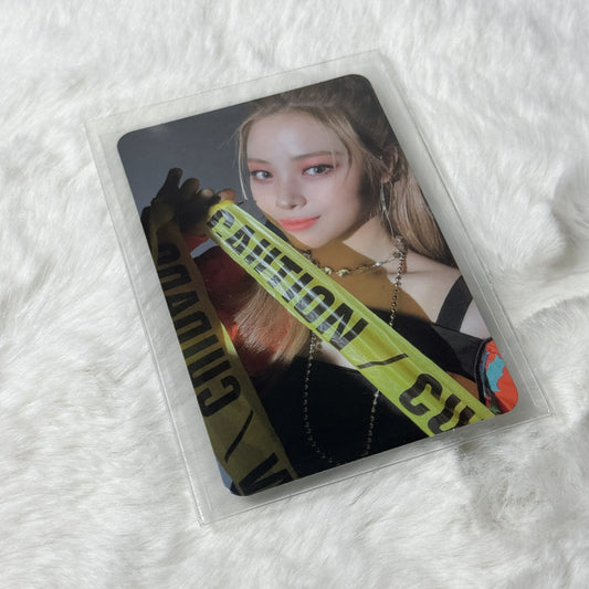 Itzy Beware of Itzy Photocard