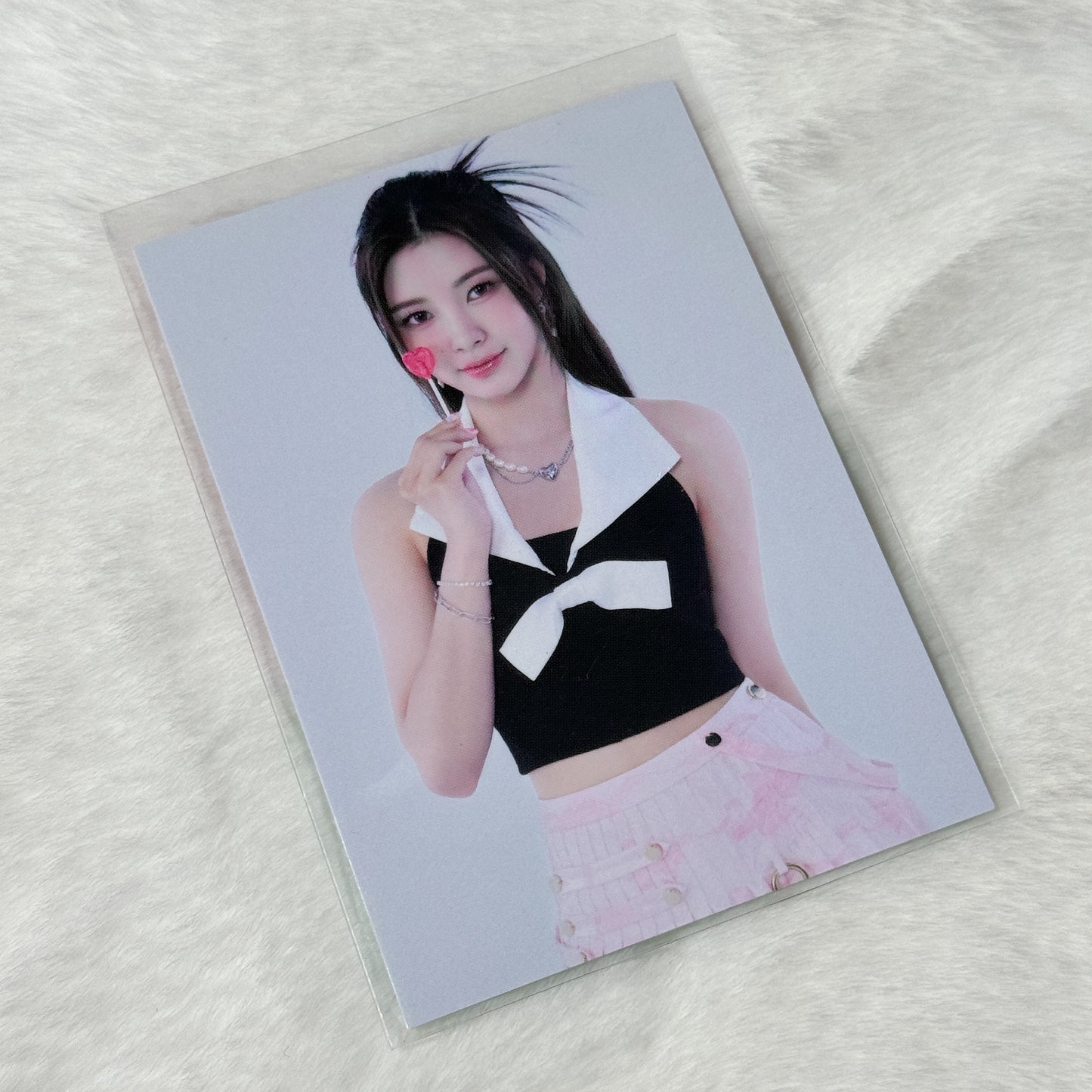 Kep1er Fly-Up Photocards