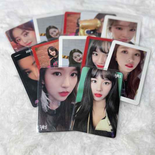 Twice Yes or Yes Photocards