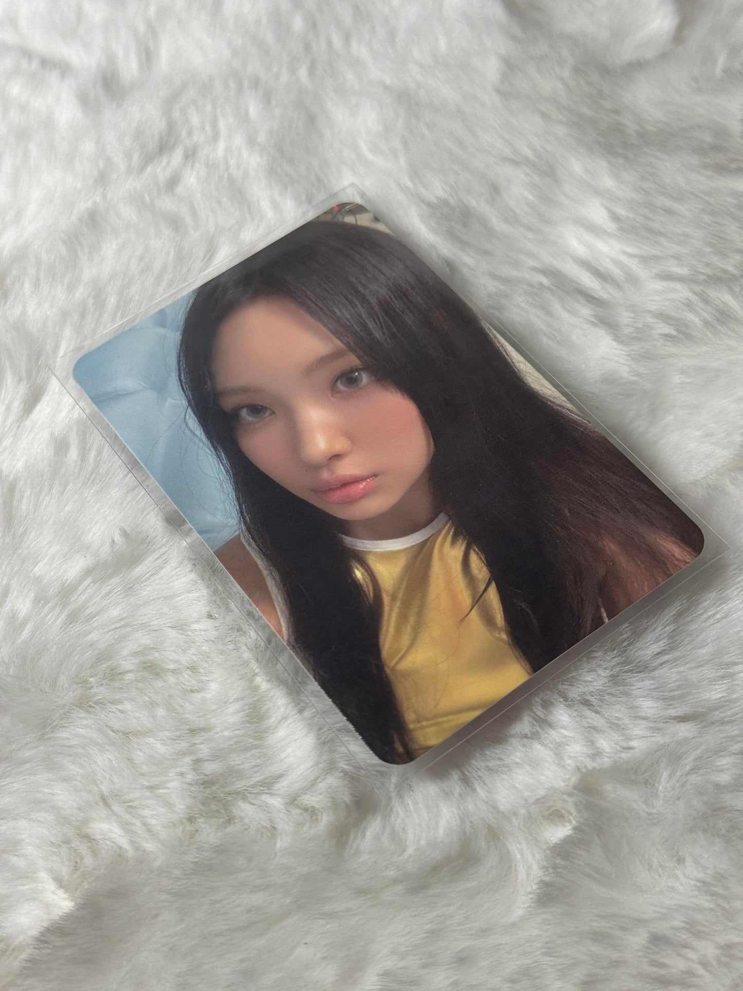 New Jeans Hyein Photocards